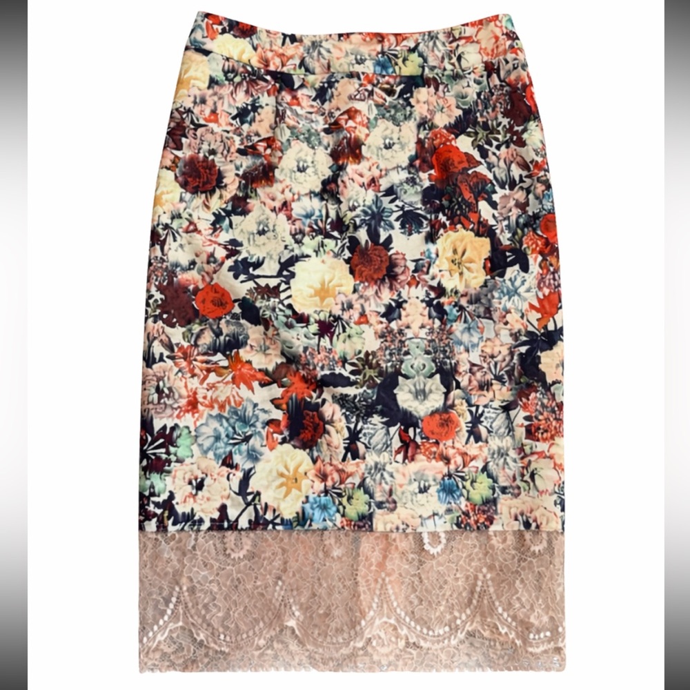 Gracia Multicolor Floral Pencil Skirt with Lace Hem - Picture 2 of 5